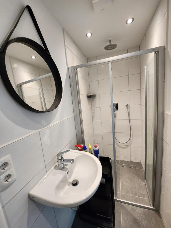 Cozy Apartment Mit Wifi, Aufzug & Kostenlos Parken El-Living Augsburg Bagian luar foto